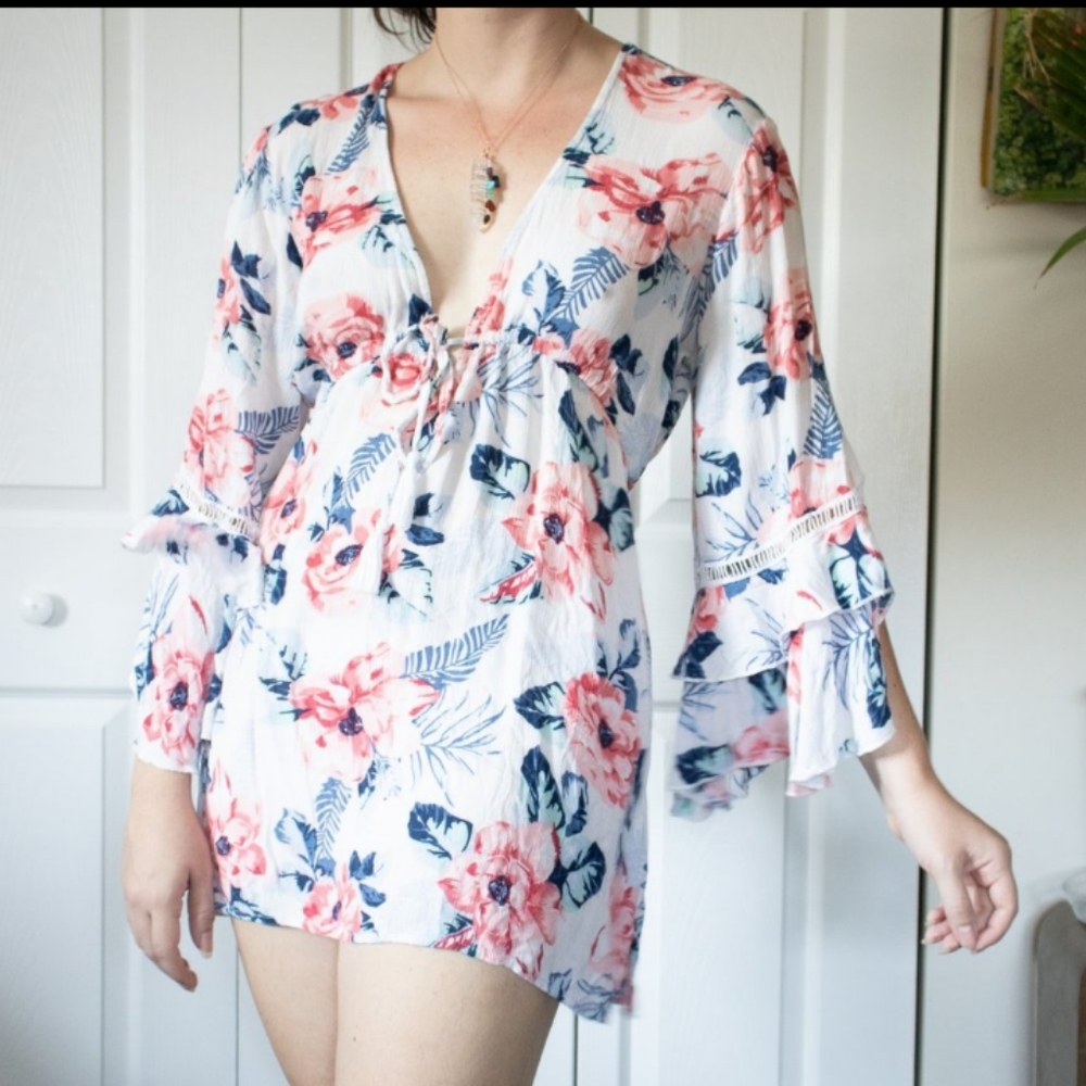 Blue island white floral summer dress / Beach cover up size large